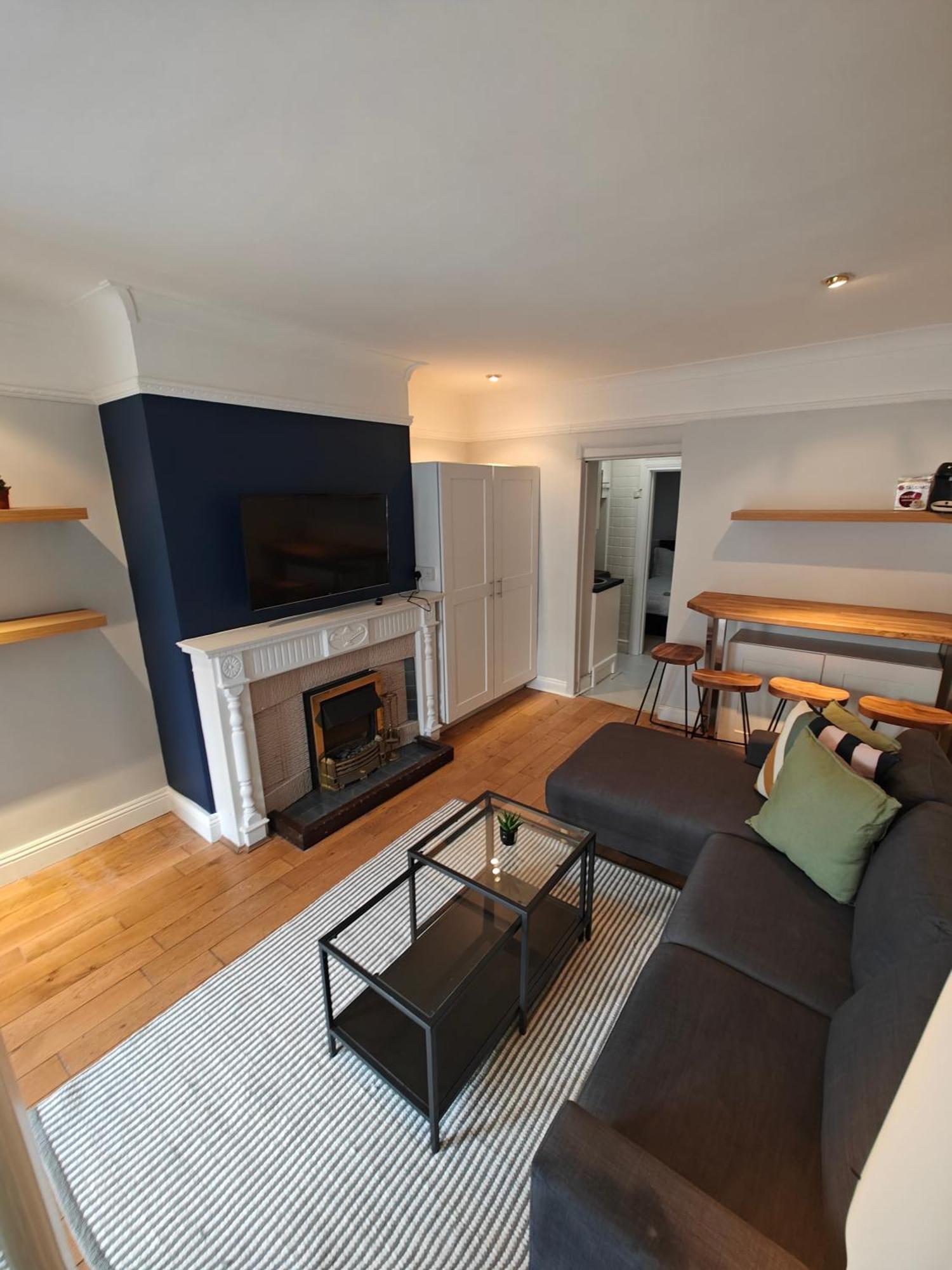 Delightful 3 Bed City House Holiday home Dublin