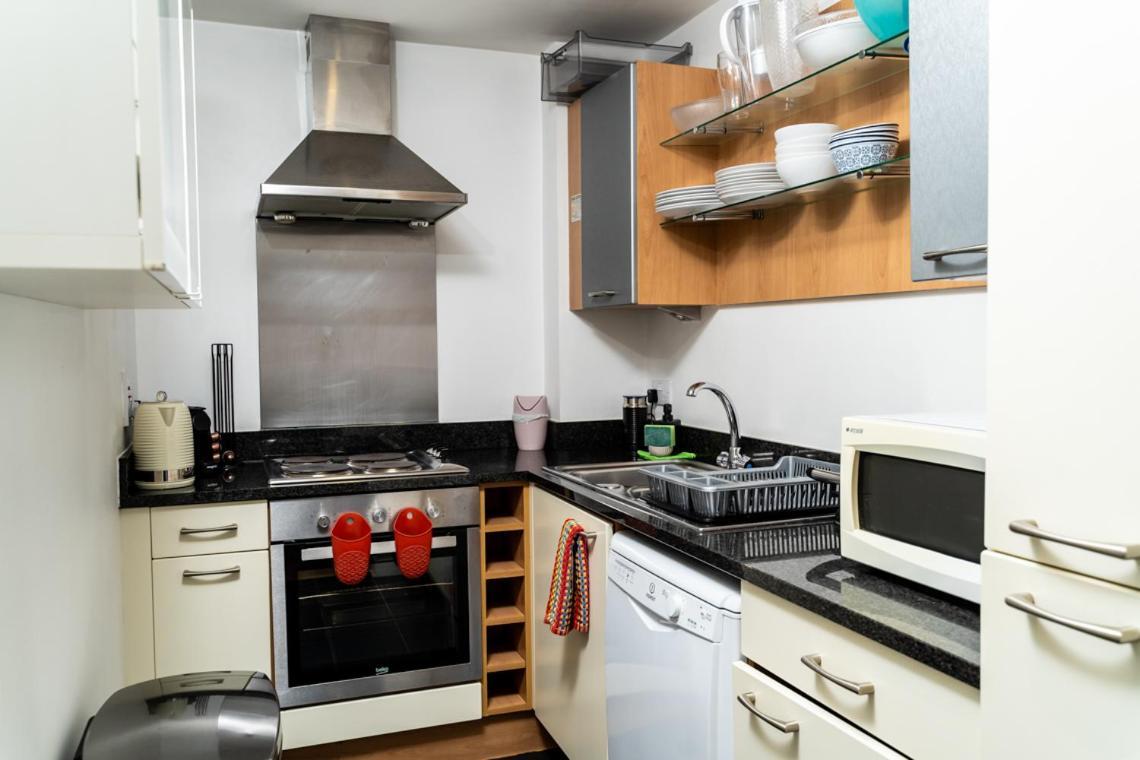 Apartment Stunning 1 Bedroom In Grand Cannal