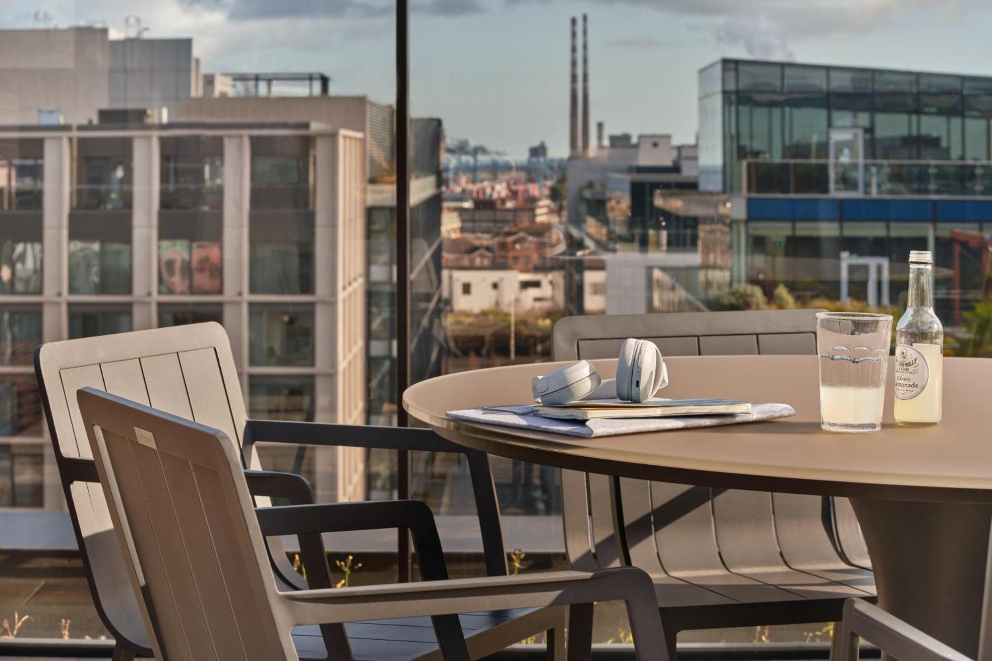 Sonder At Britain Quay Aparthotel