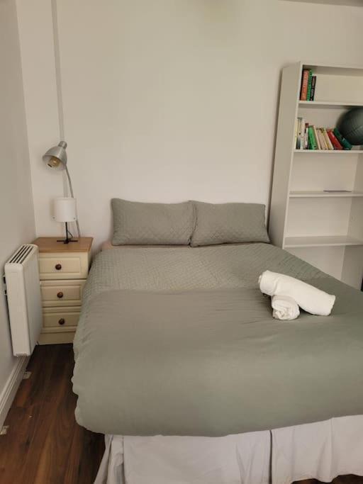 Holiday home Stylish 4 Bedroom House *