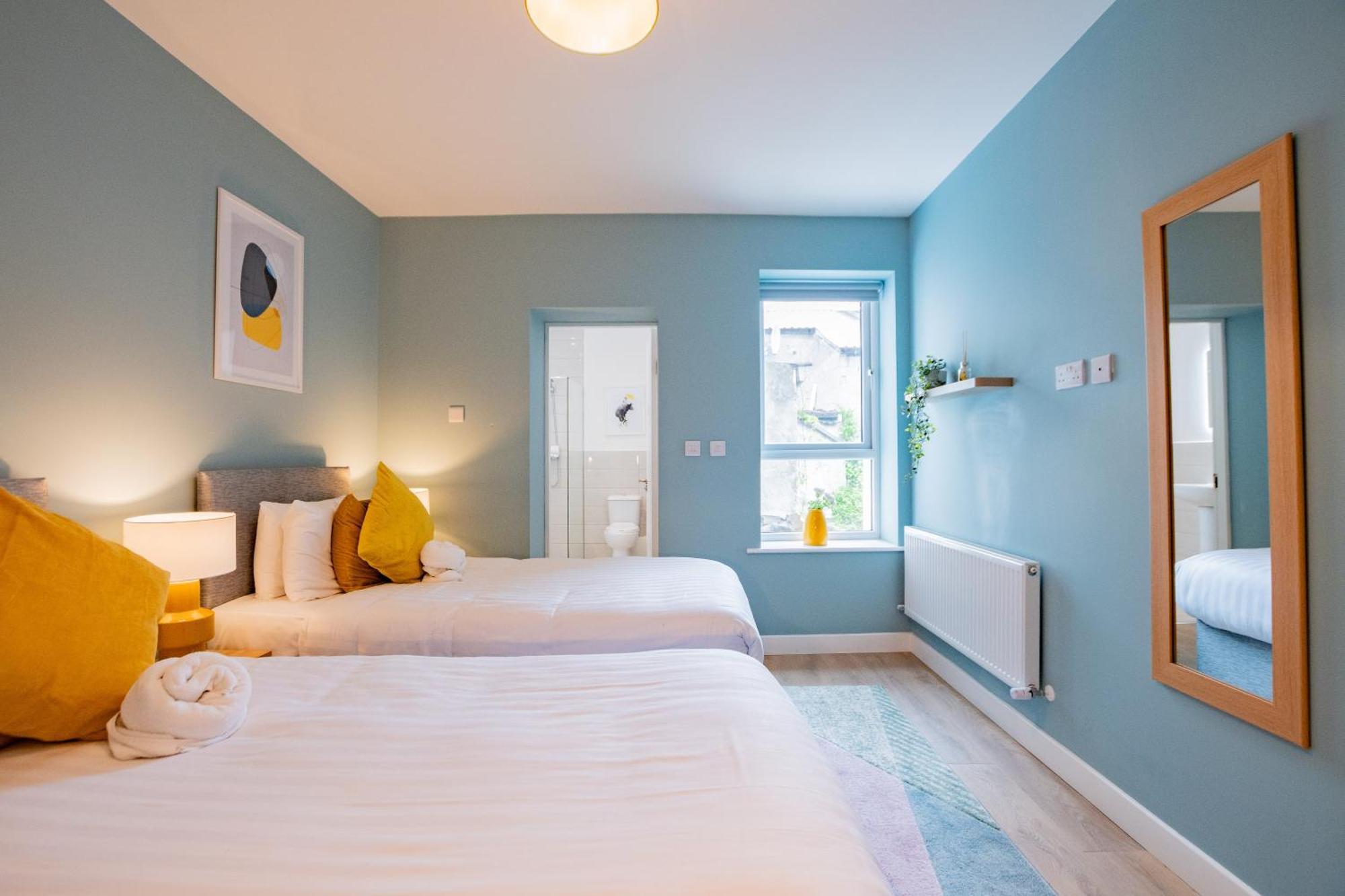 The Large Group House -sleeps 21 Holiday home Dublin