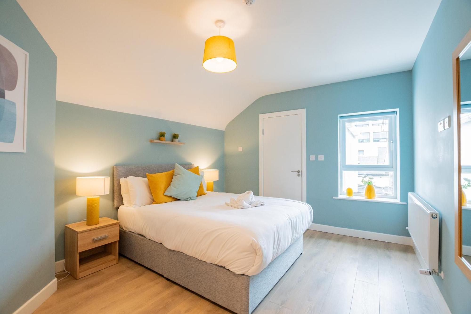 The Large Group House -sleeps 21 Holiday home Dublin