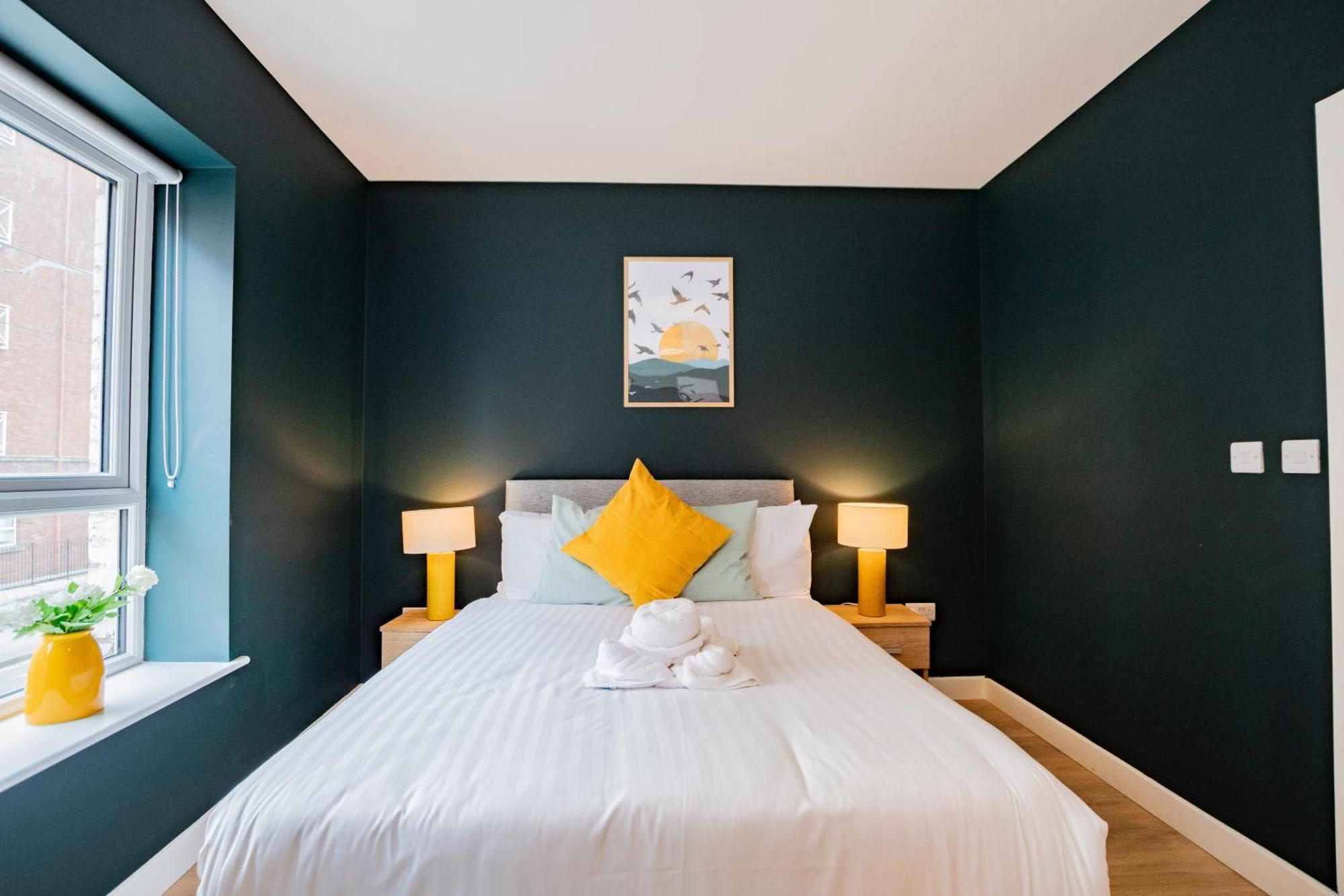 The Large Group House -sleeps 21 * Dublin