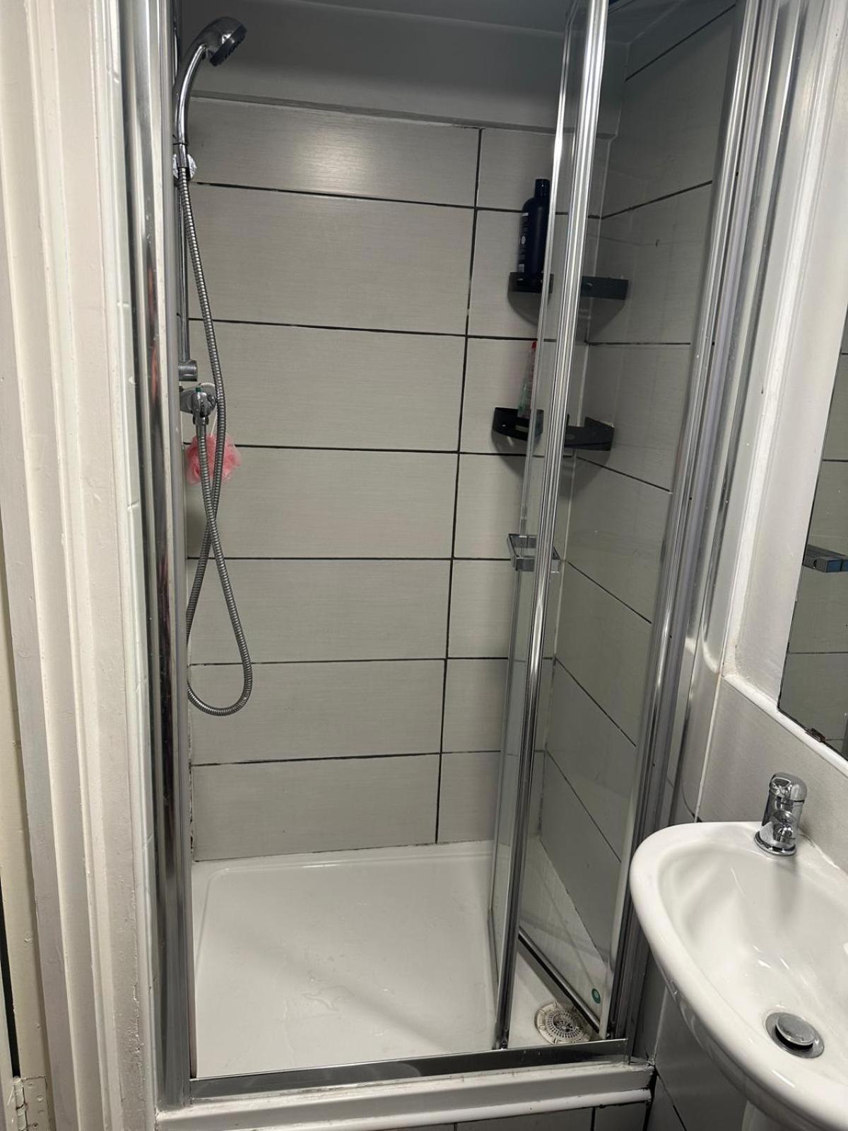 Apartment Entire In *