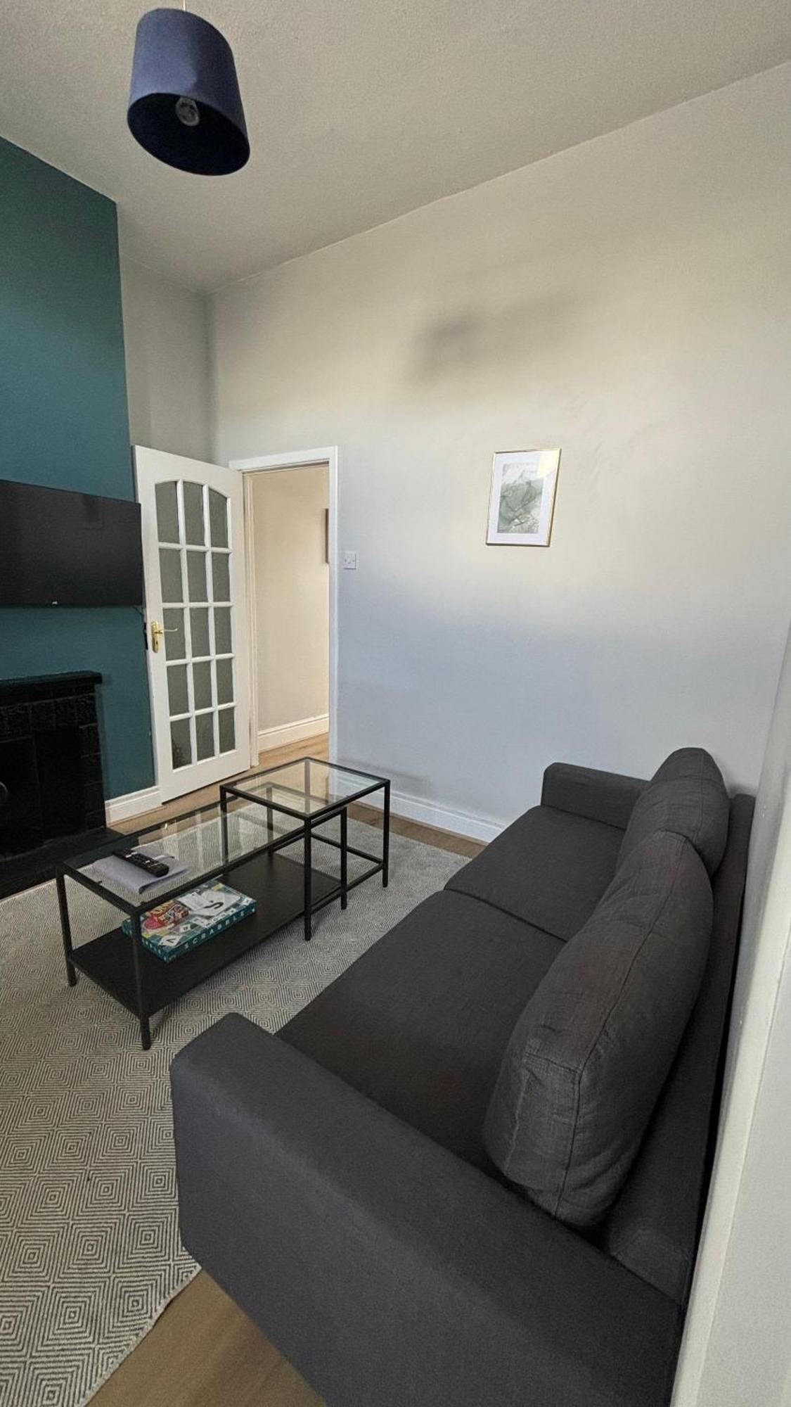 Homely 3 Bed City House * Dublin