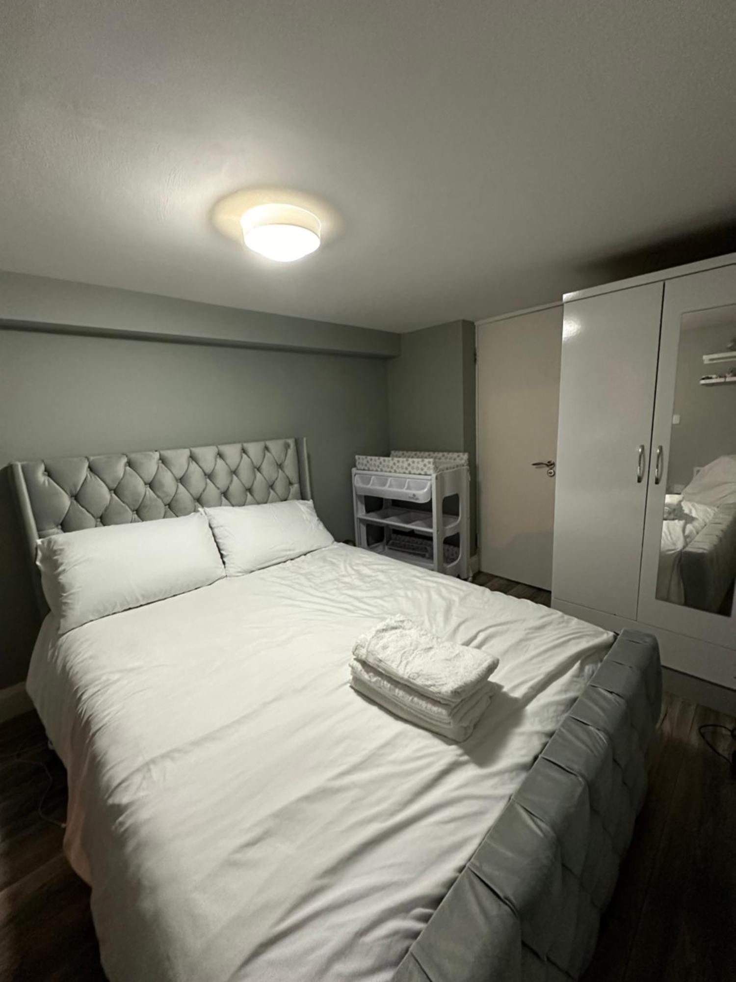 Apartment Entire In *