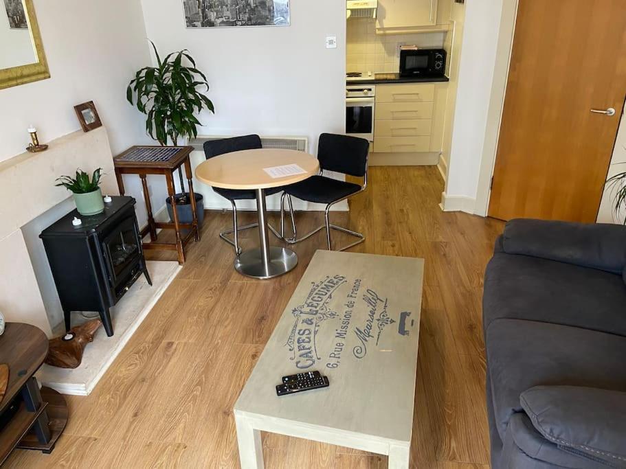 City Centre Apt With Balcony Great Location & Neighborhood Dublin