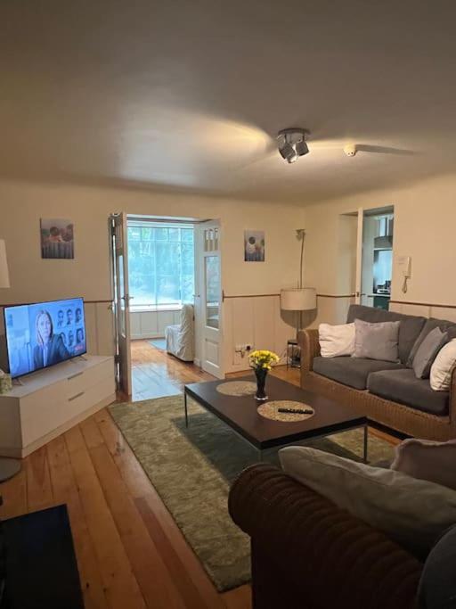 Hideaway Garden Paradise Apartment