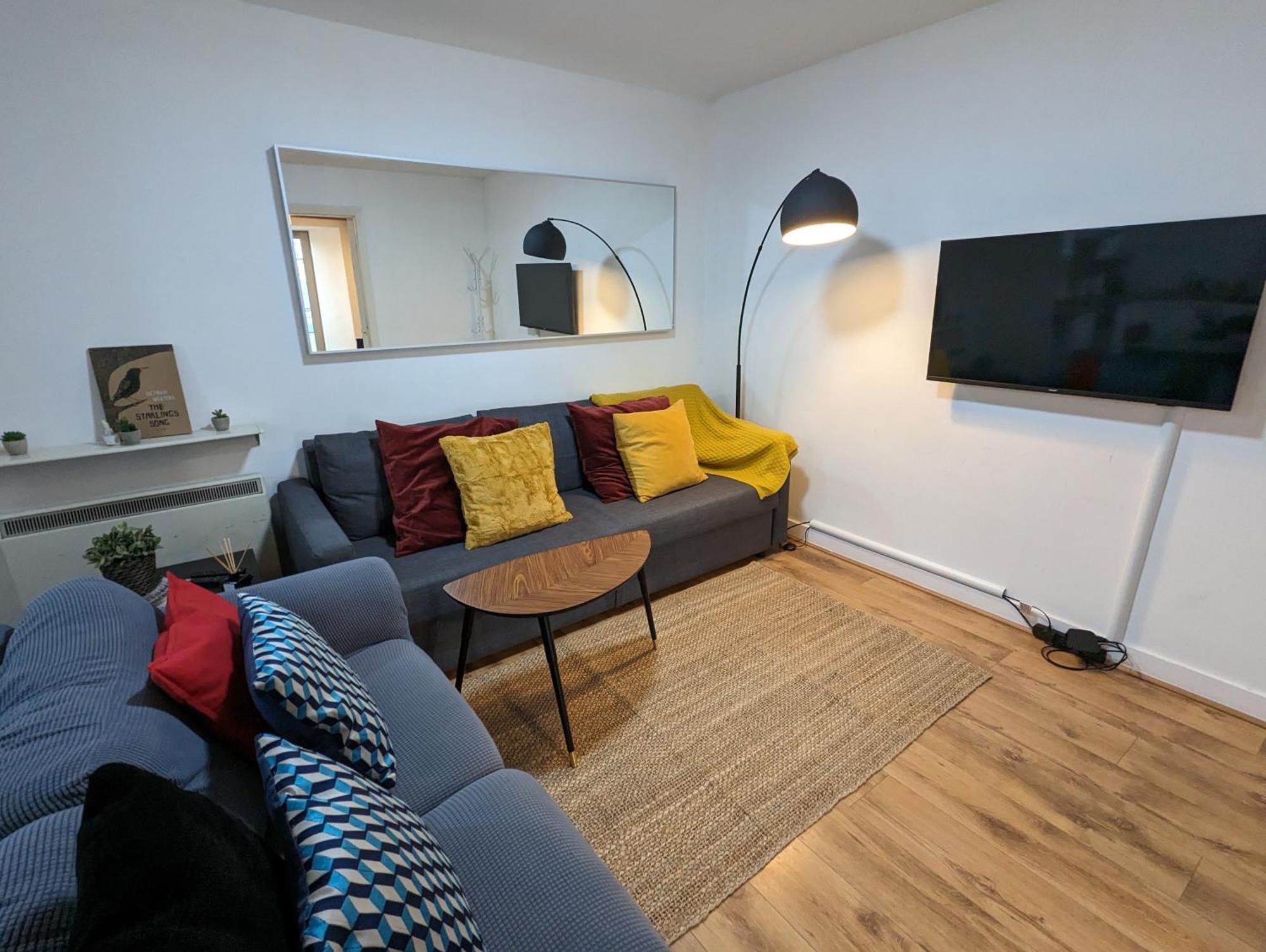 Spacious 3-bed In Center Apartment Dublin