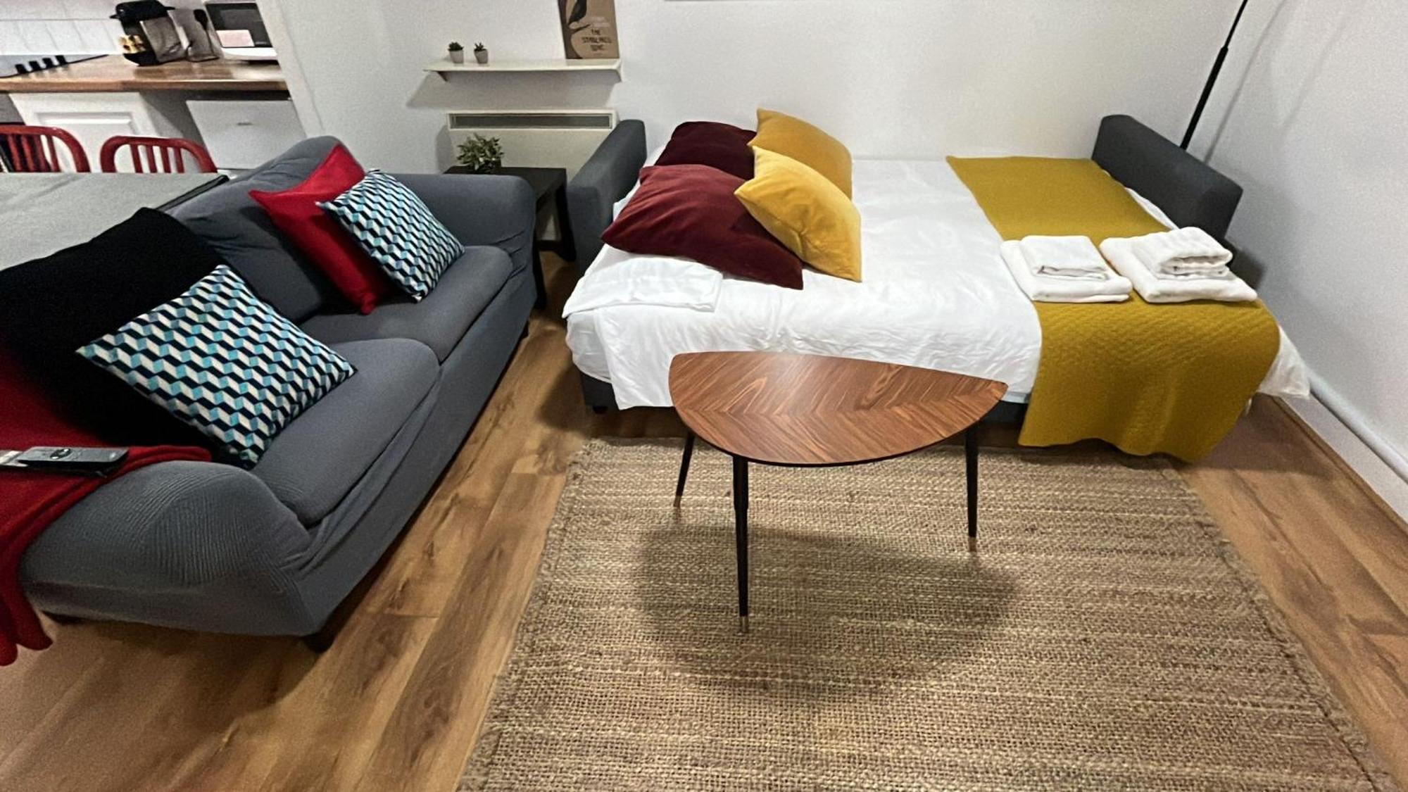 Apartment Spacious 3-bed In Center *