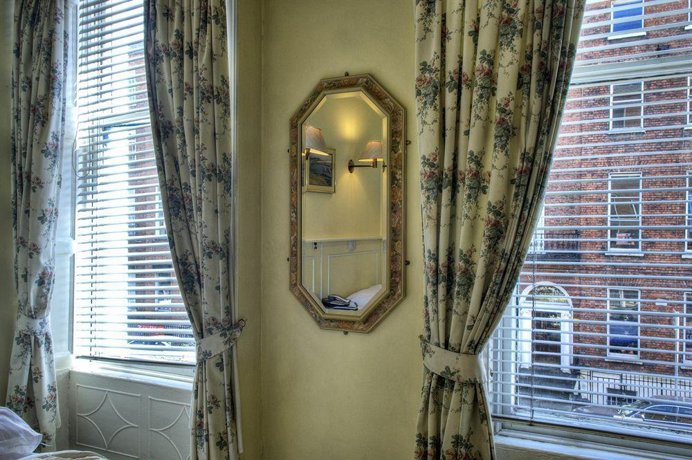 Dergvale Hotel