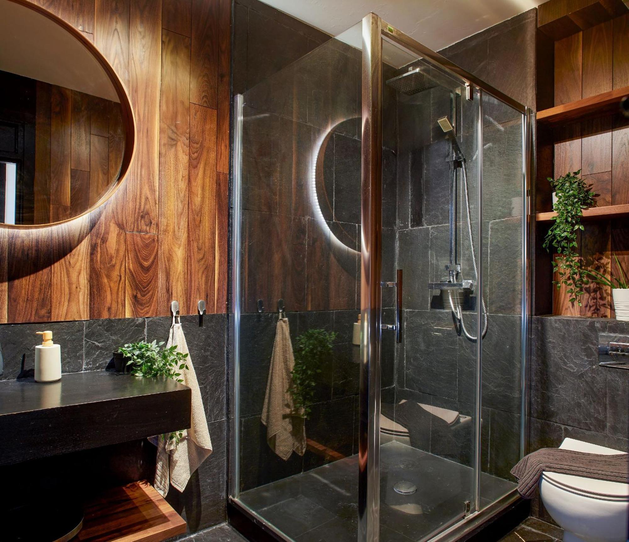 Inner Centre Modern Duplex In Apartment *