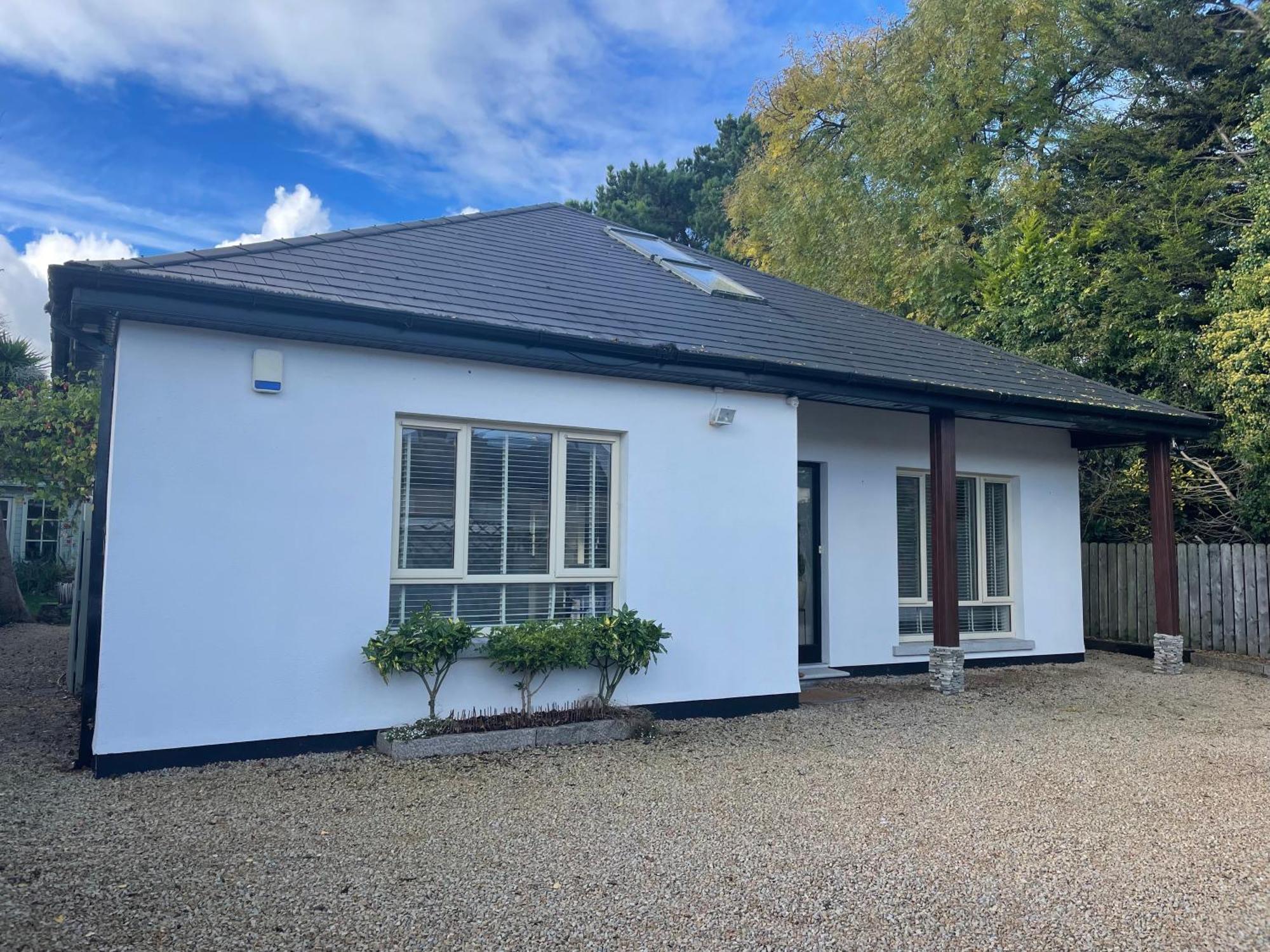 Double Bedroom With Private Toilet And Shower, Easy To Center Homestay Dublin