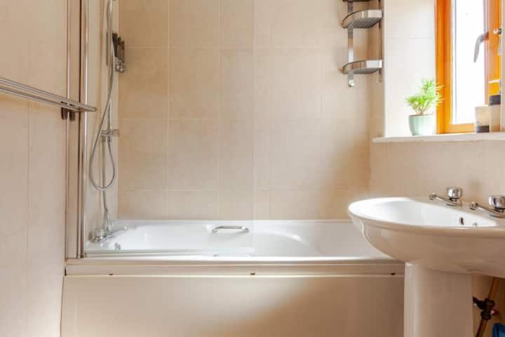 Homestay Stylish And Private In Central *