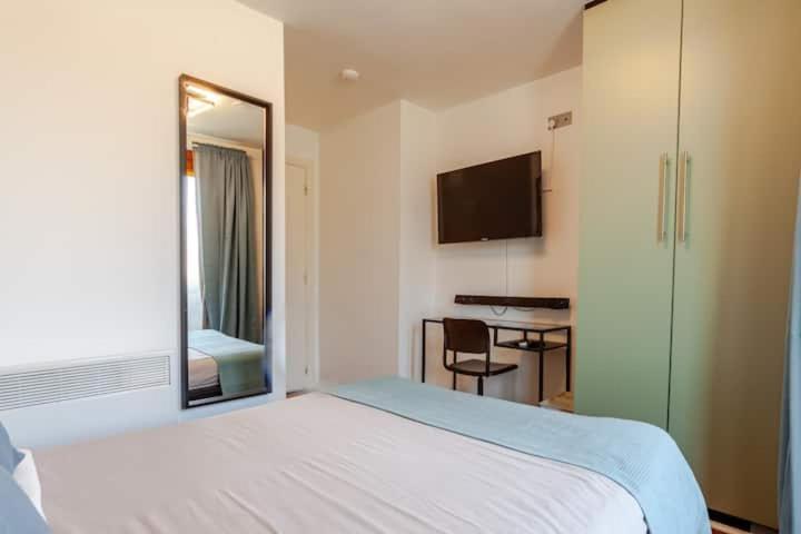 Stylish And Private In Central Homestay
