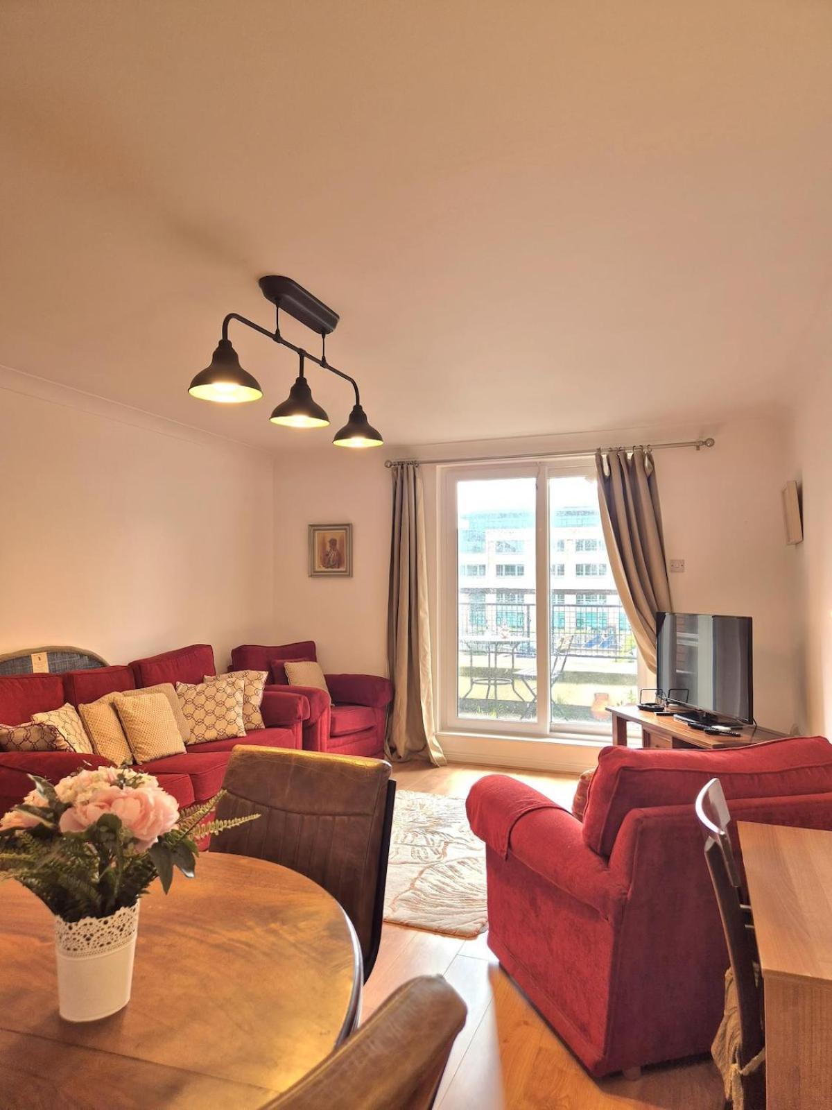 Modern Two Bed With Parking Apartment Dublin