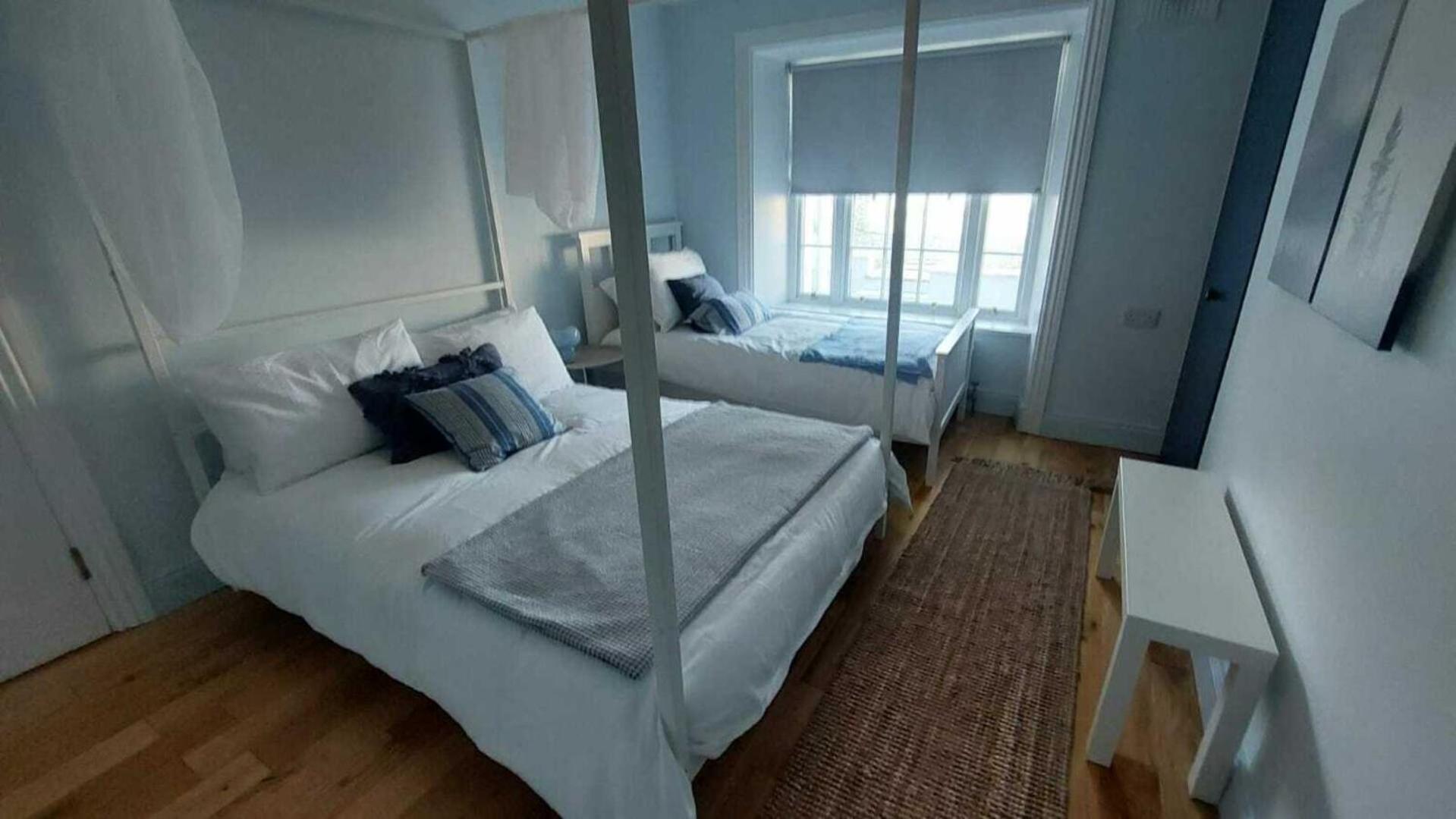 Holiday home Stunning Unique & Elegantly Refurbed Seafront 2bd Dublin