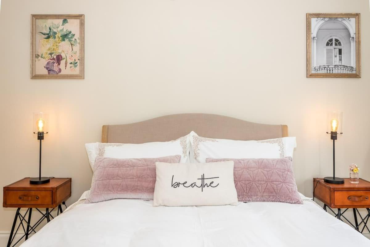 Holiday home Townhouse In 4 - Check Connttact From Photos For Details ! Close To ! *