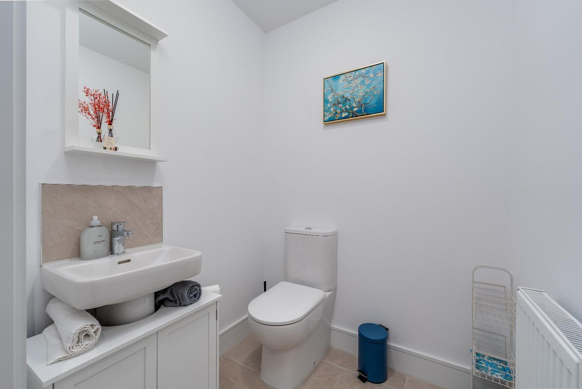 Citywest Contractor Housing - Sleeps 5 Dublin