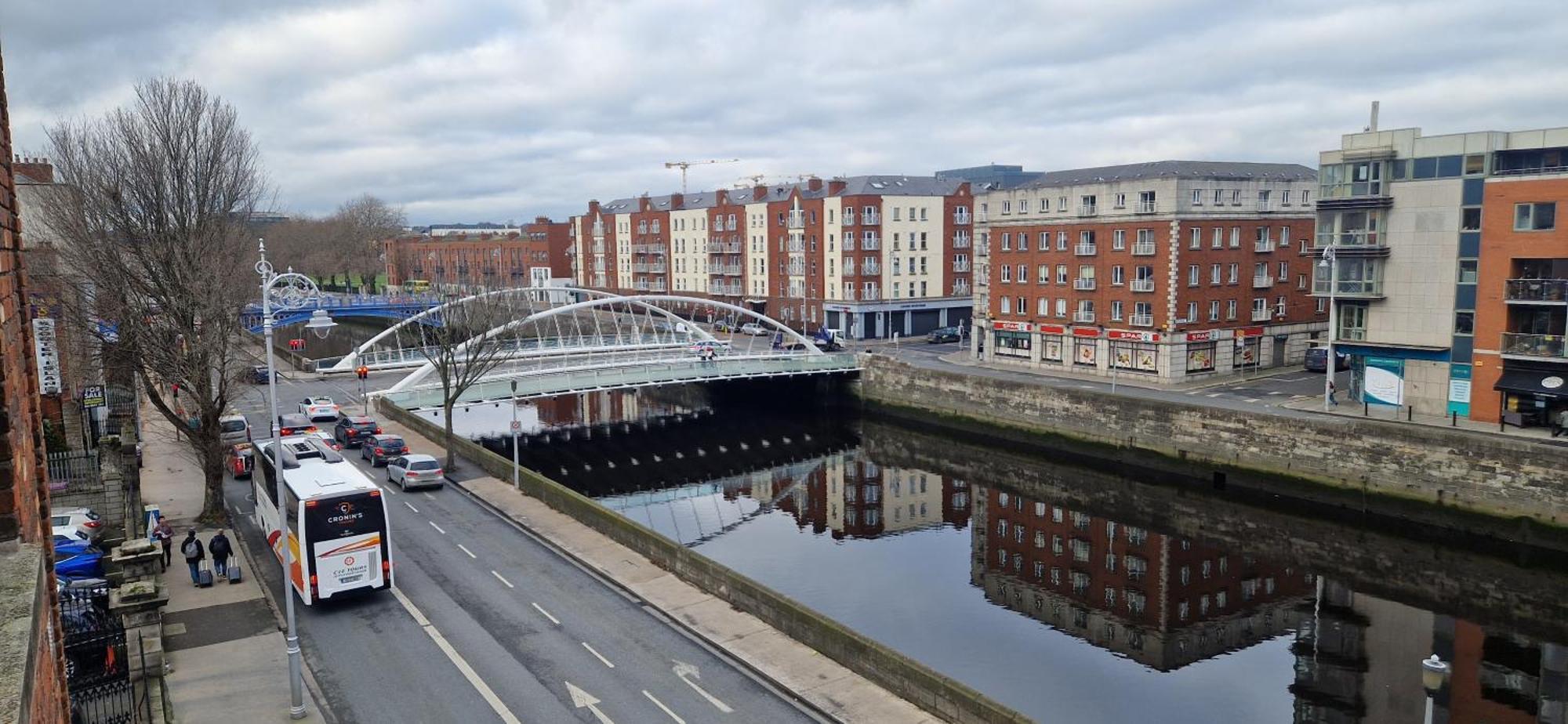 Riverside Duplex Walk To Temple Bar & Guinness's Apartment *