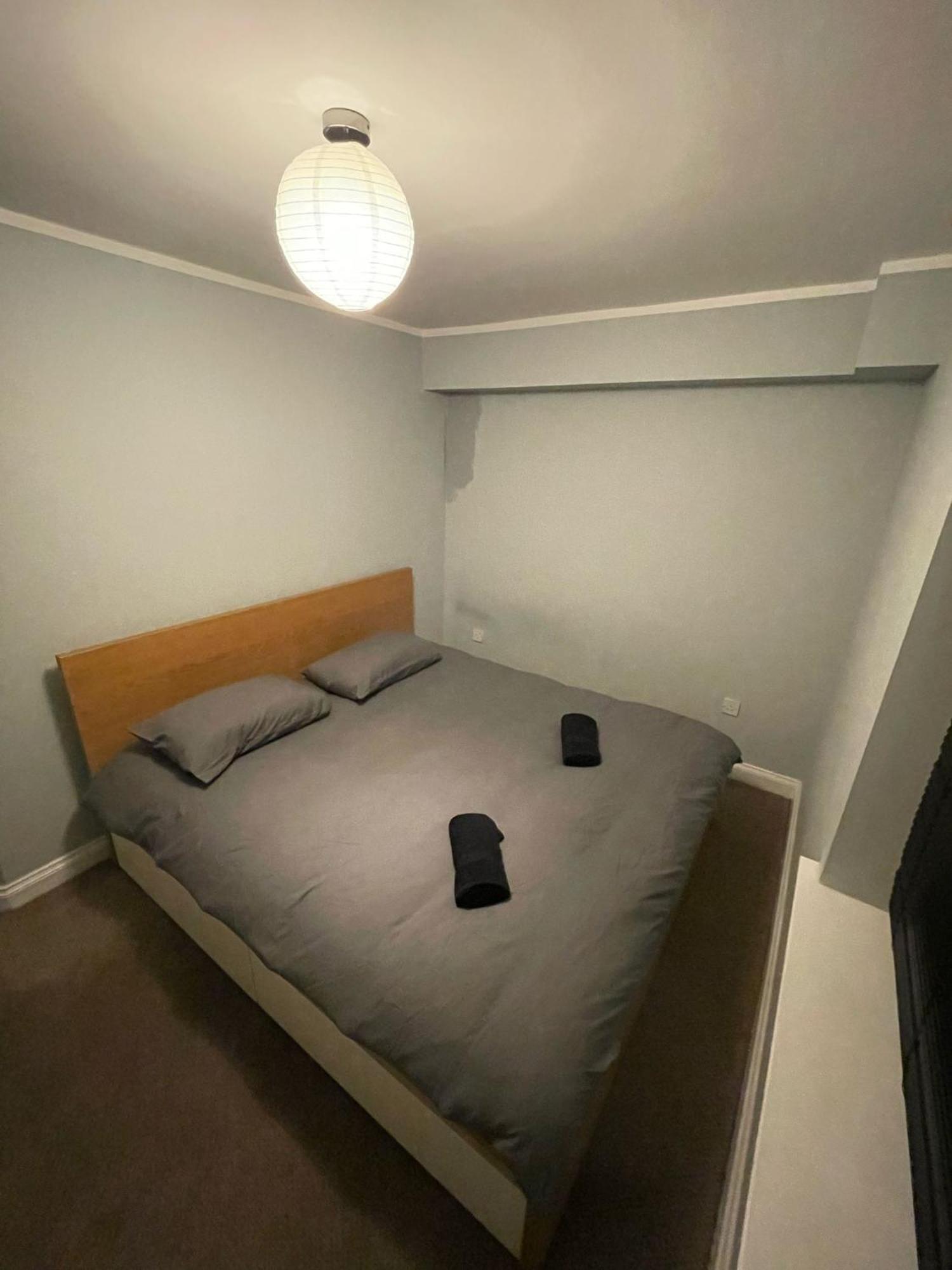 Apartment Spacious 2 Bedroom Near The Spire