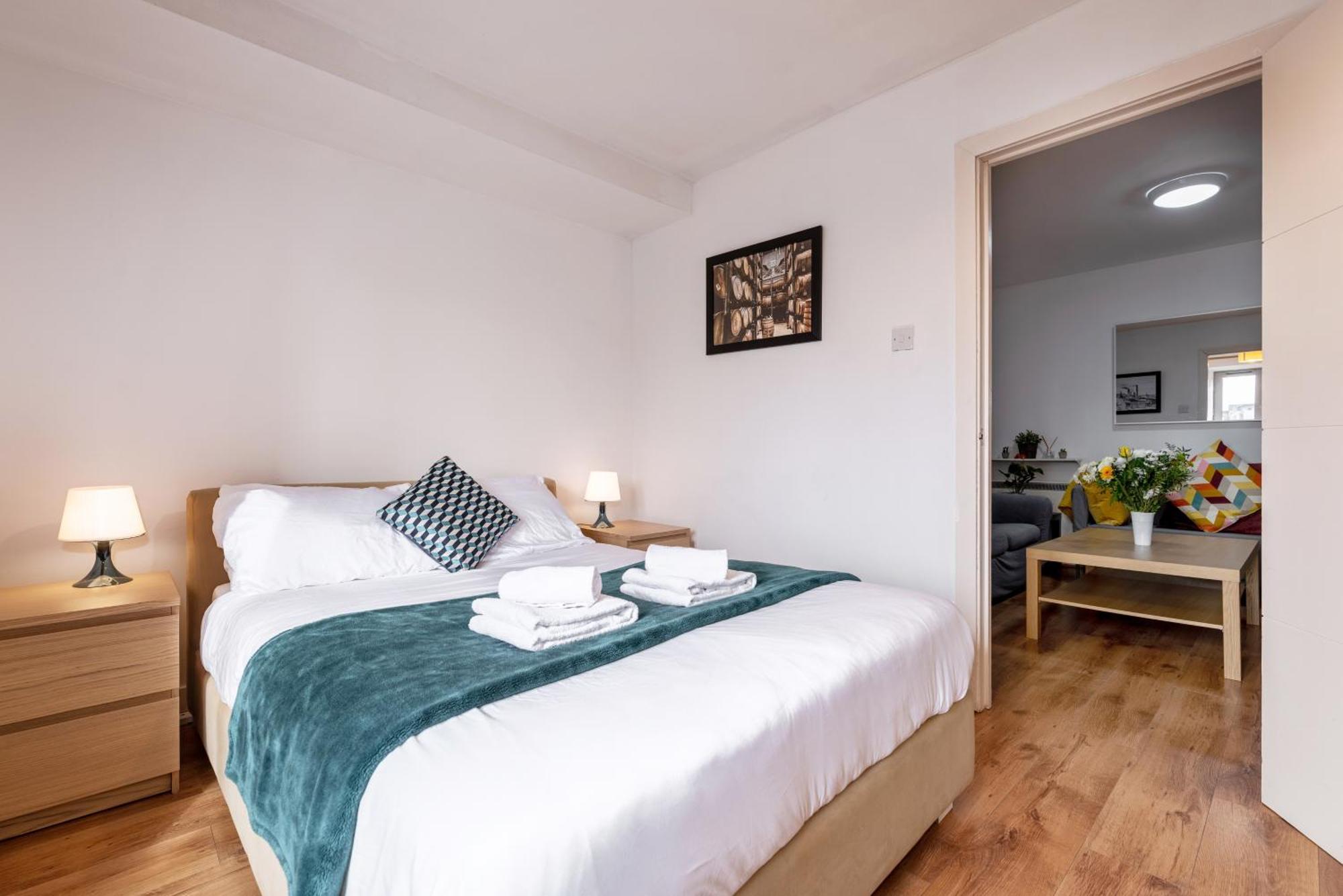 Spacious 3-bed In Center Apartment Dublin