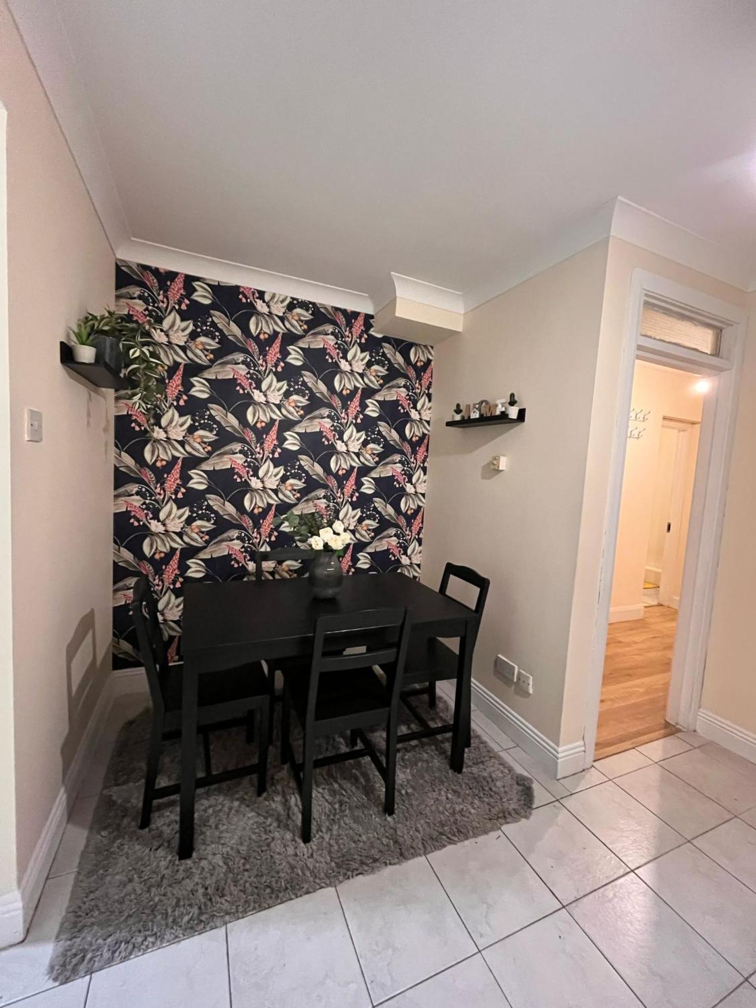 Superb Double Near The Spire - 2 Guest house