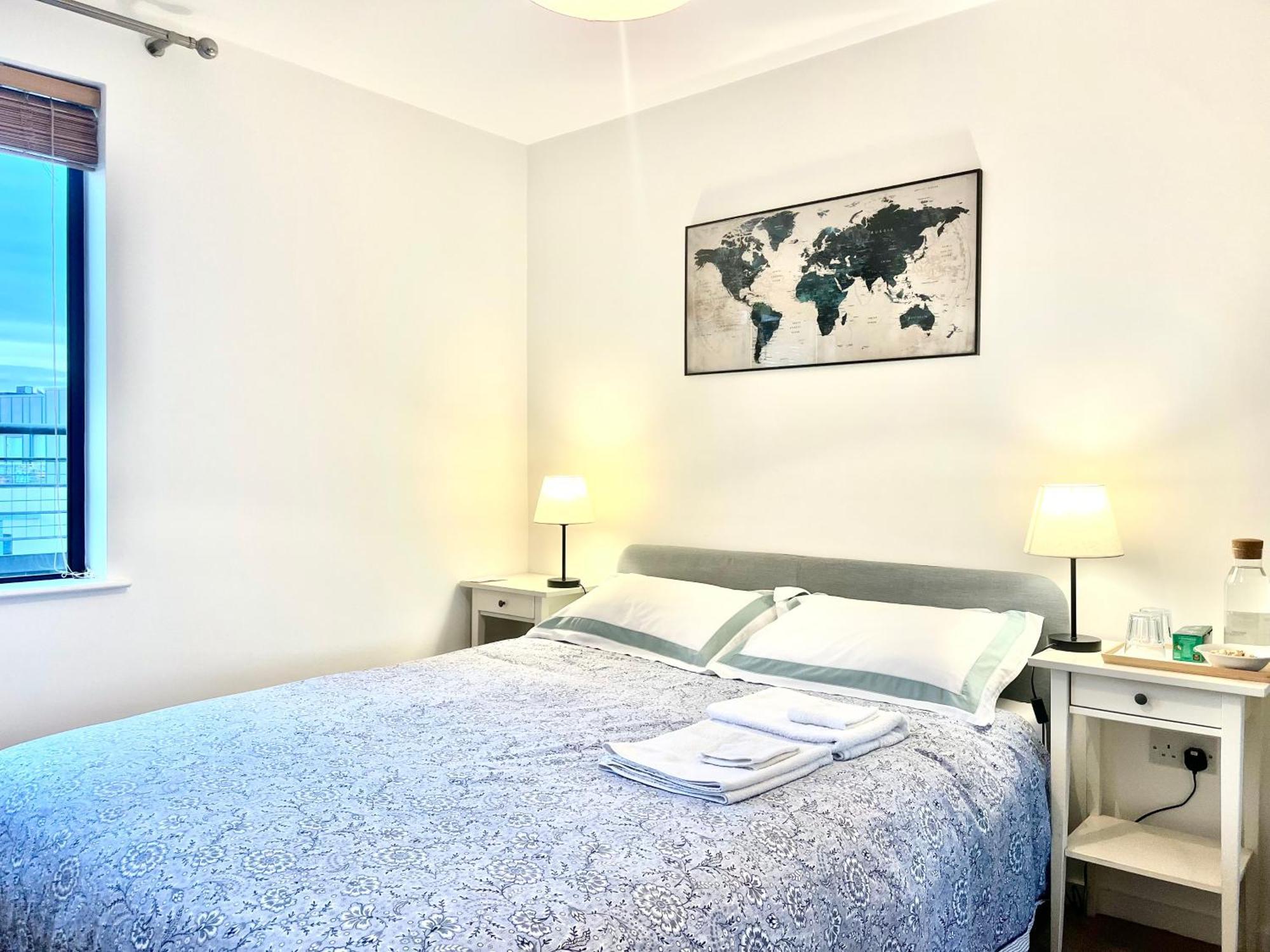 Entire In Exclusive Neighborhood - Comfortably Sleeps Up To 6 Guest Apartment Dublin
