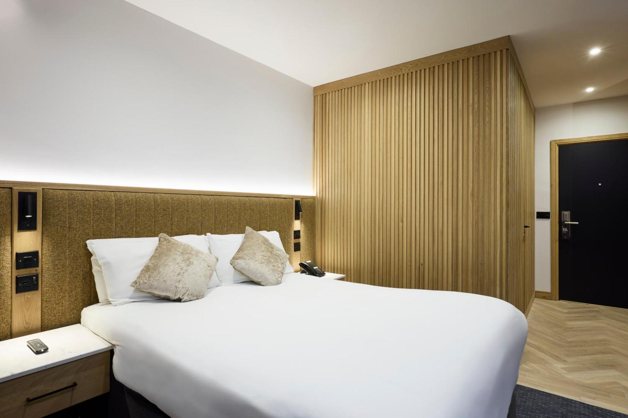 Handel's Hotel 3*
