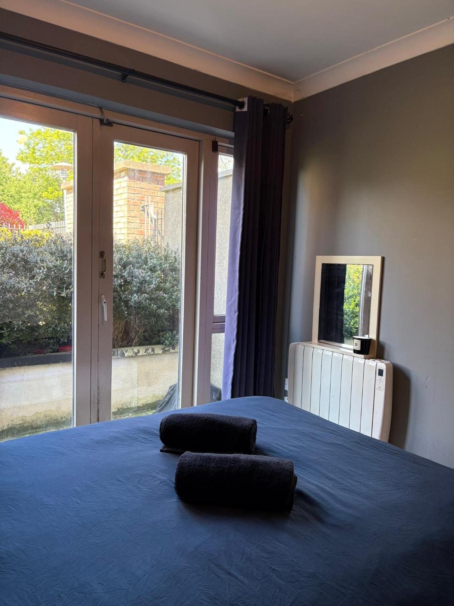 Cosy 2-bedroom Near Airport * Dublin