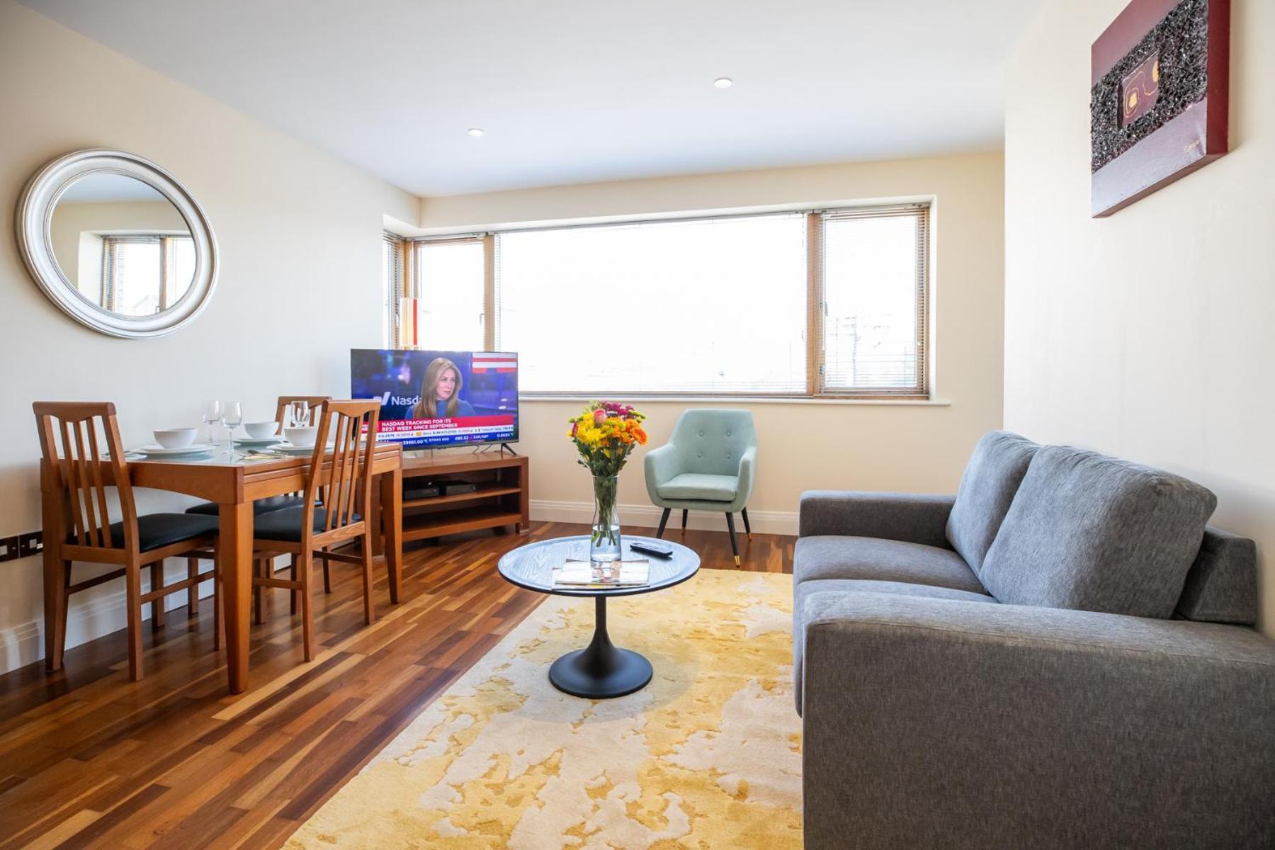 Georgian Square Apartment