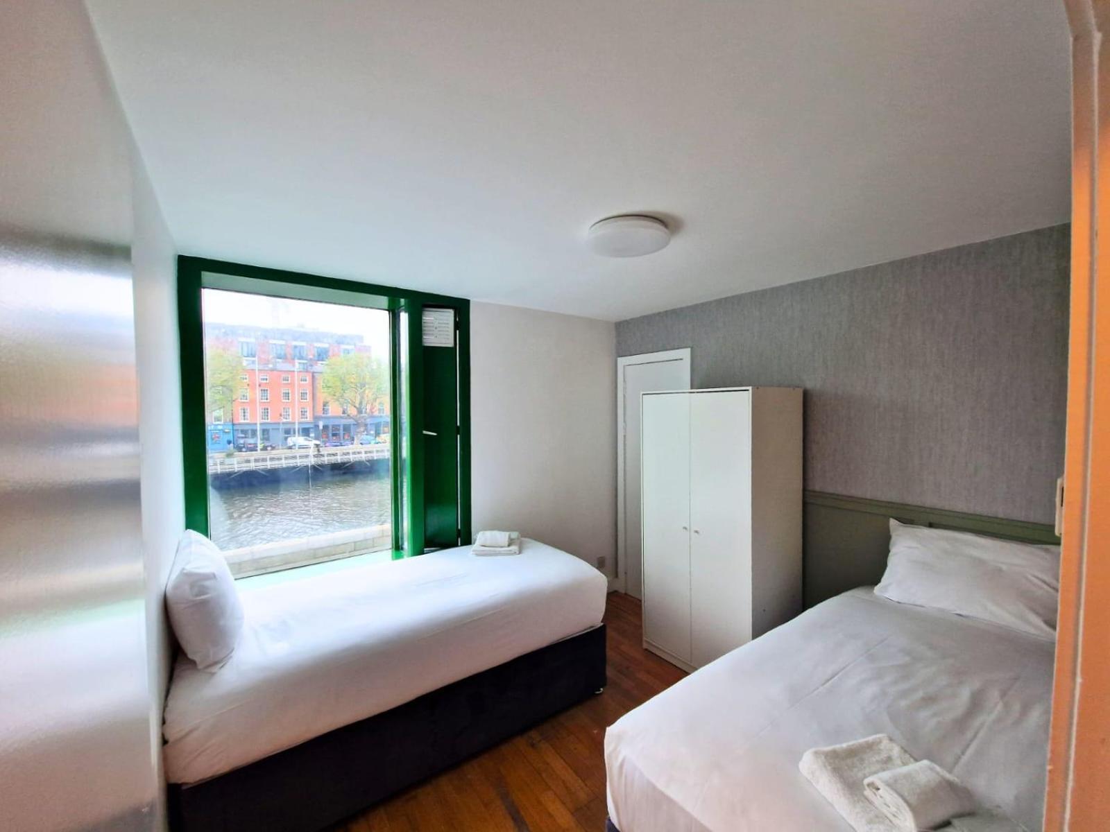 Greenland Management & Investment * Dublin