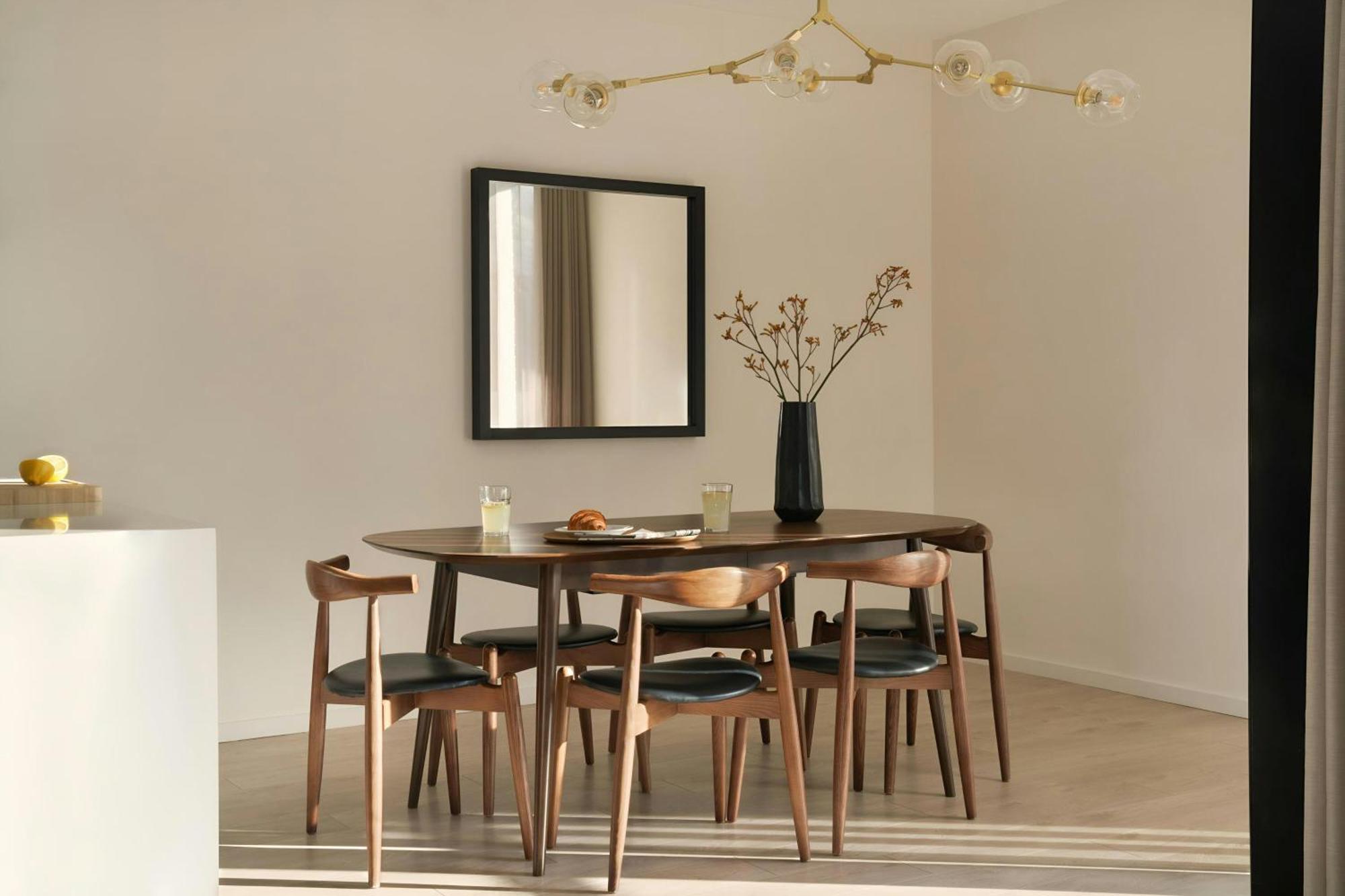 Sonder By Marriott Bonvoy Britain Quay Grand Canal Square 4*