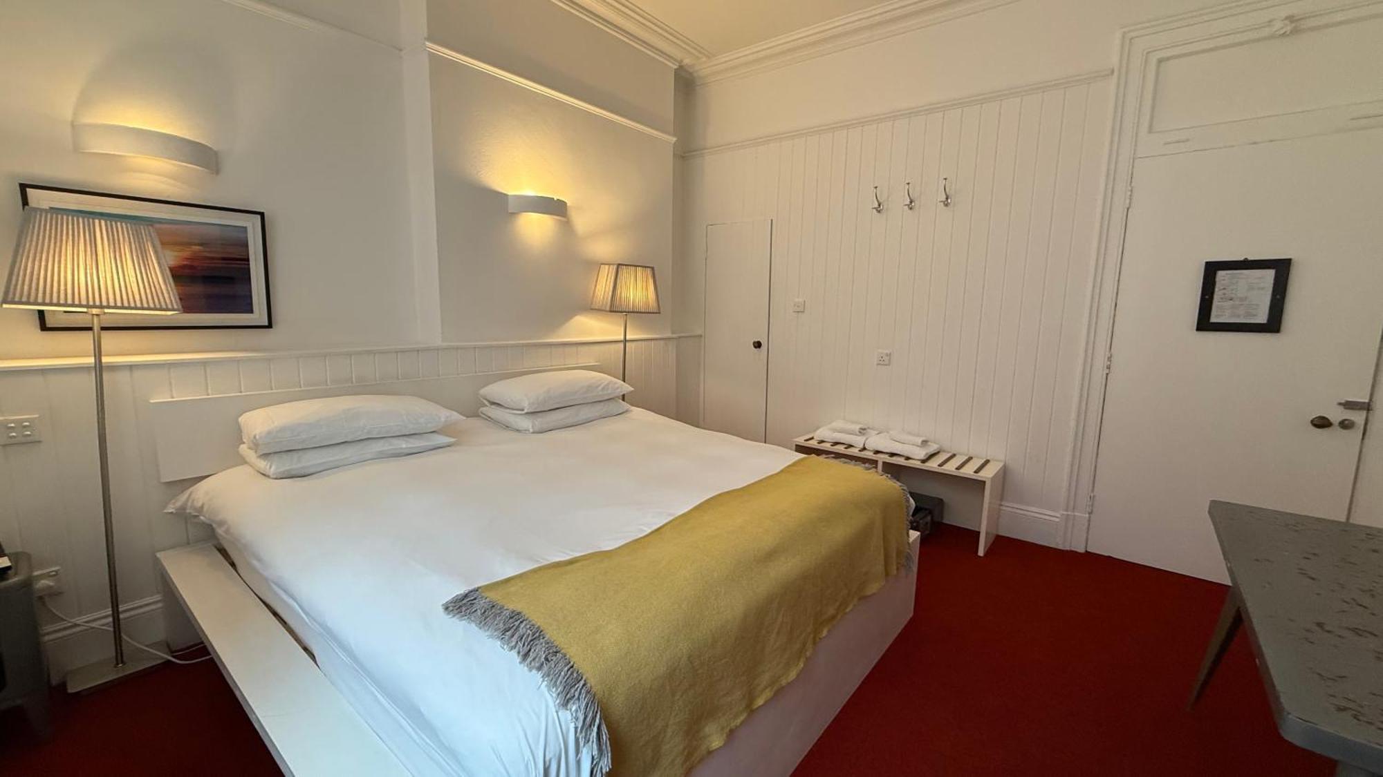 Hotel Kellys