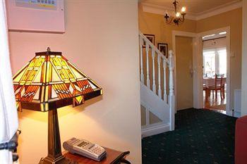 Bed & Breakfast Annandale House 3*