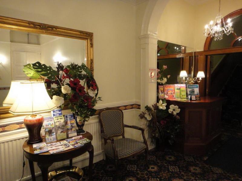 Dergvale Hotel 2*