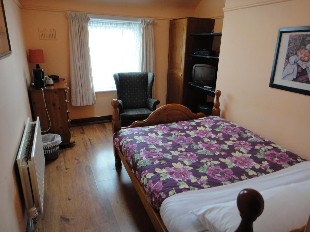 Bed & Breakfast On The Liffey 2*