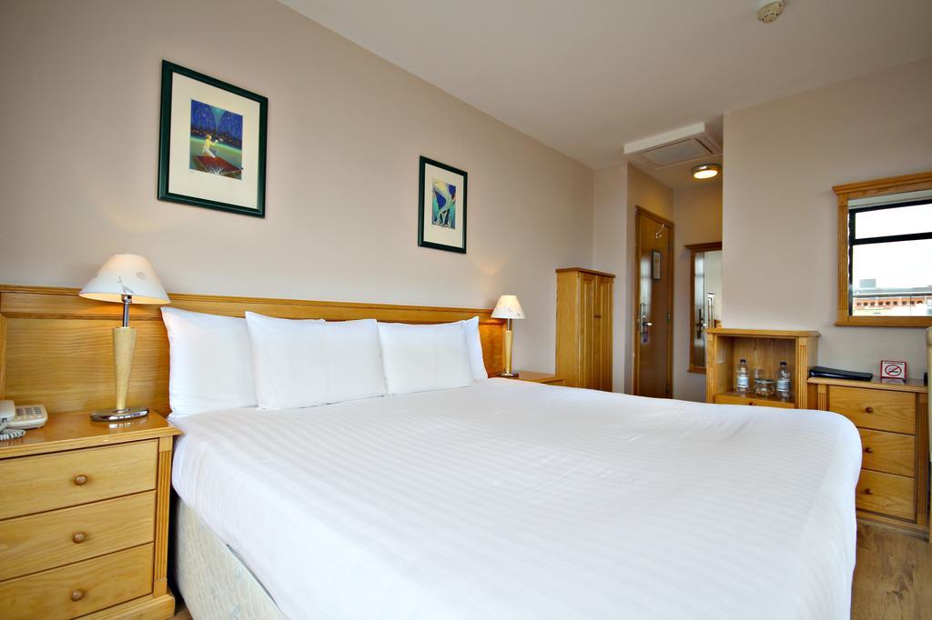 Eliza Temple Bar By The Key Collection Hotel
