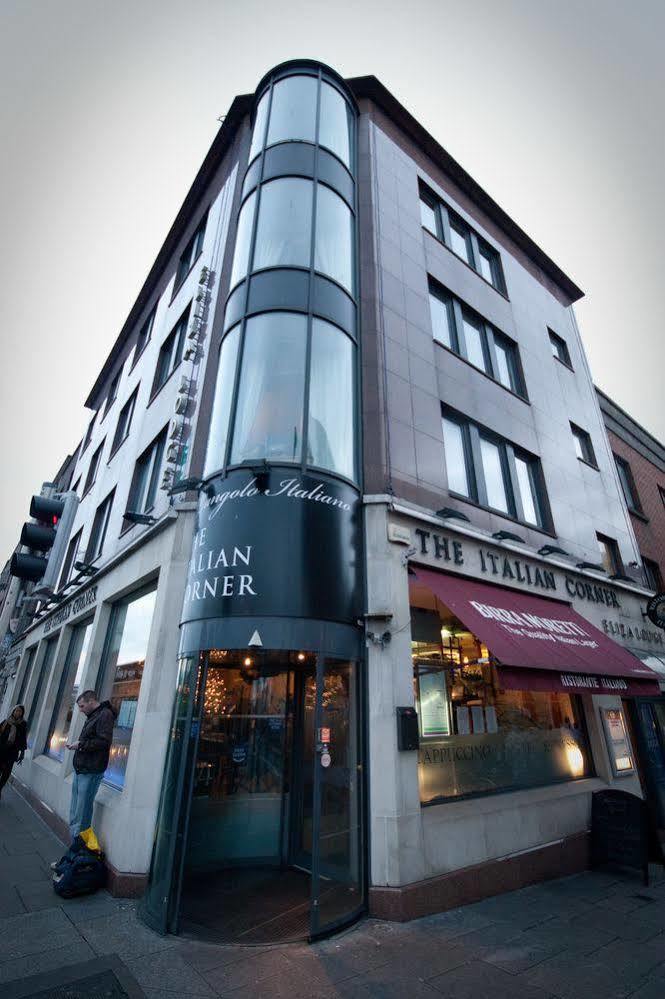 Eliza Temple Bar By The Key Collection 3*
