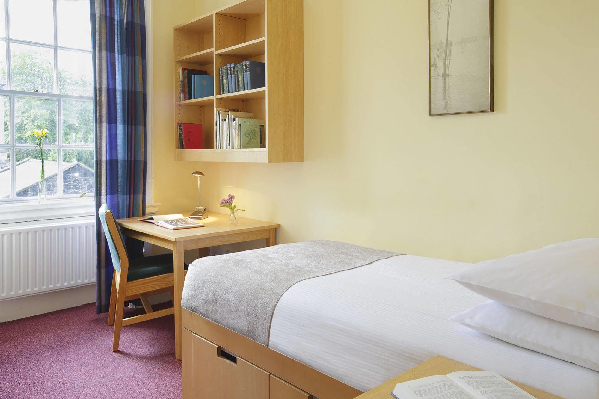 Trinity College - Campus Apartment Dublin