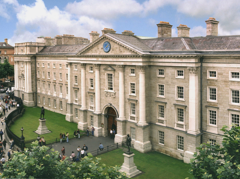 Hotel Trinity College Campus
