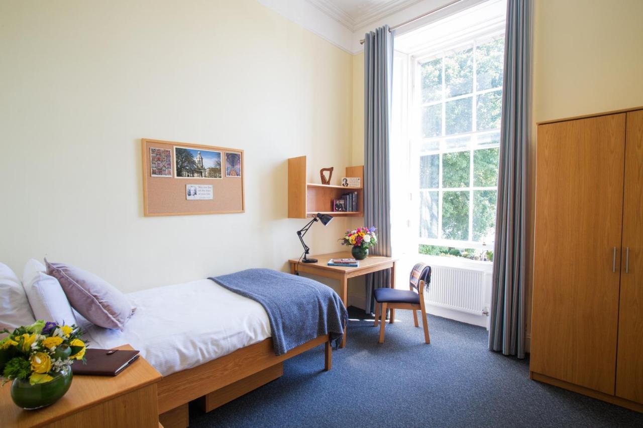 Trinity College - Campus Apartment *