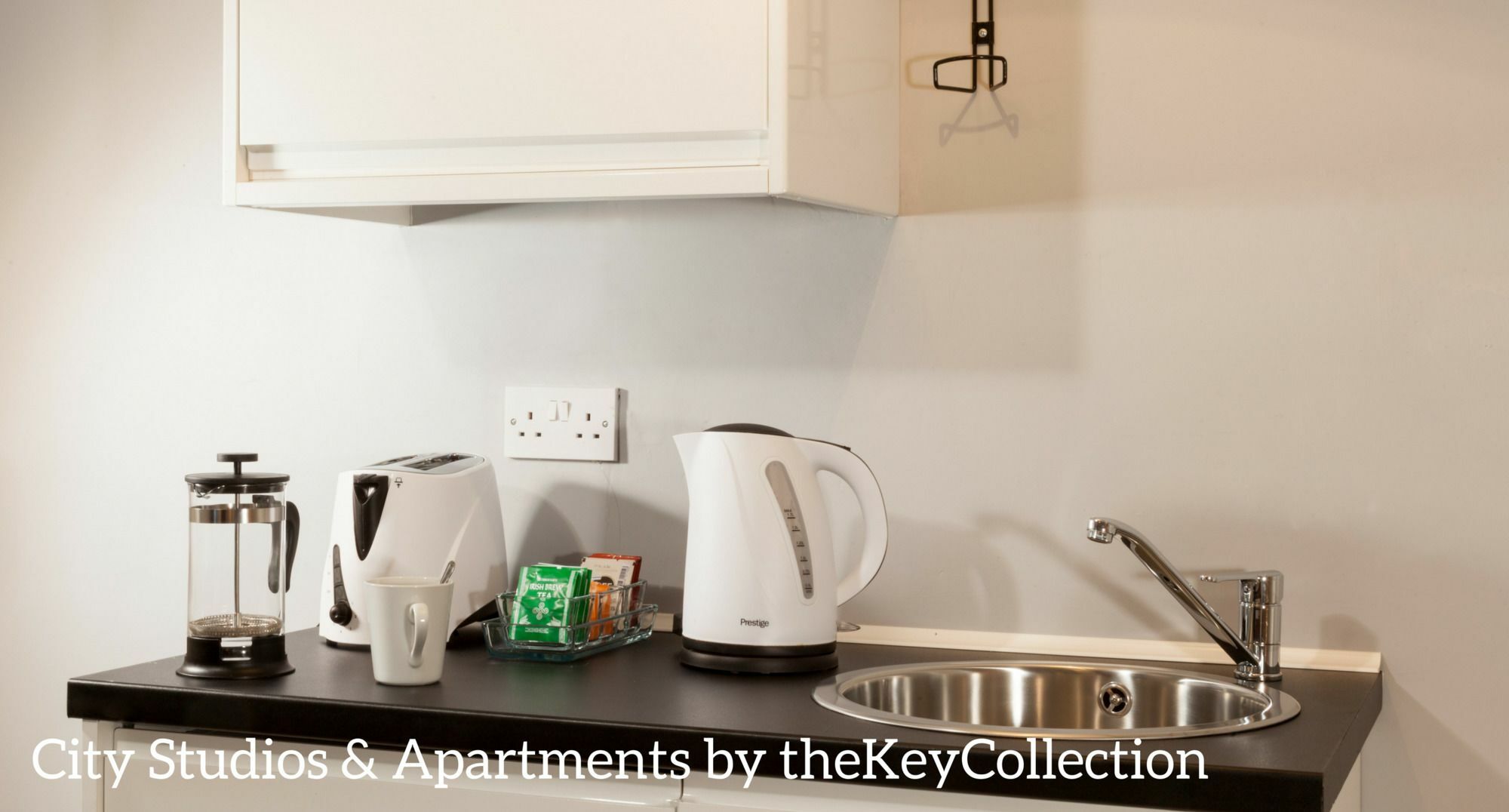 & Apartment
