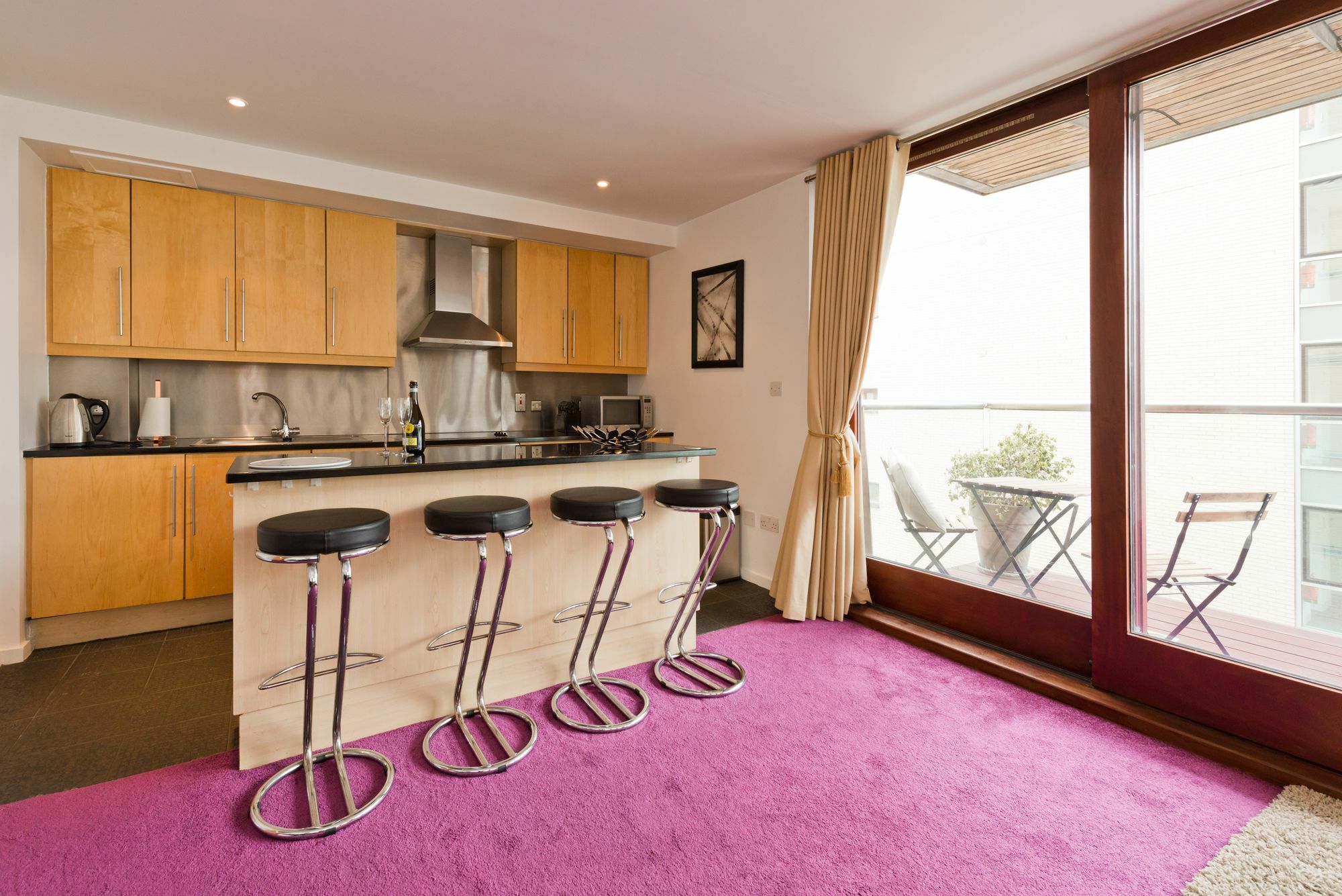 Apartment Birch At Clarion Quay