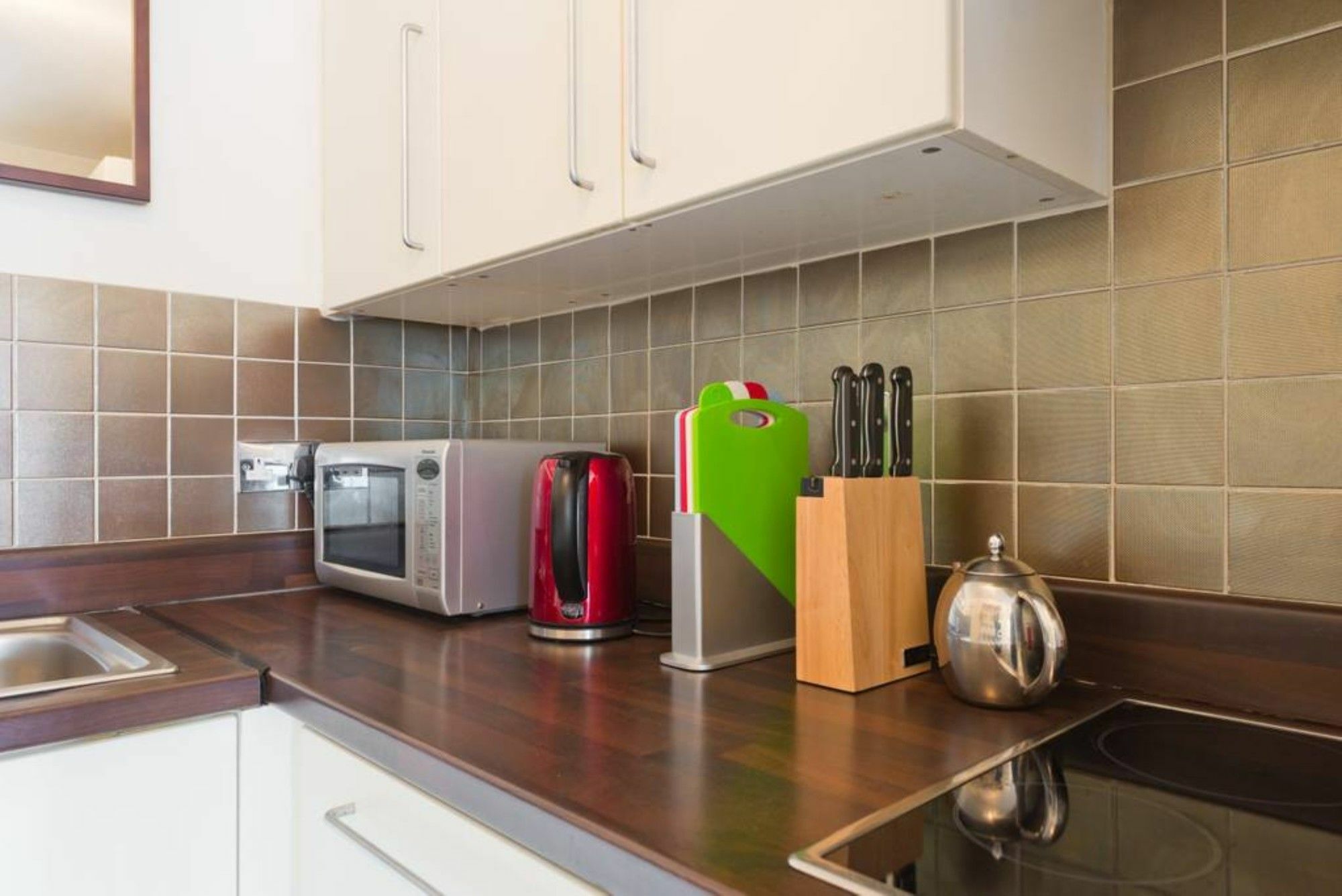Apartment Spacious Dual-aspect 2 Bedroom *