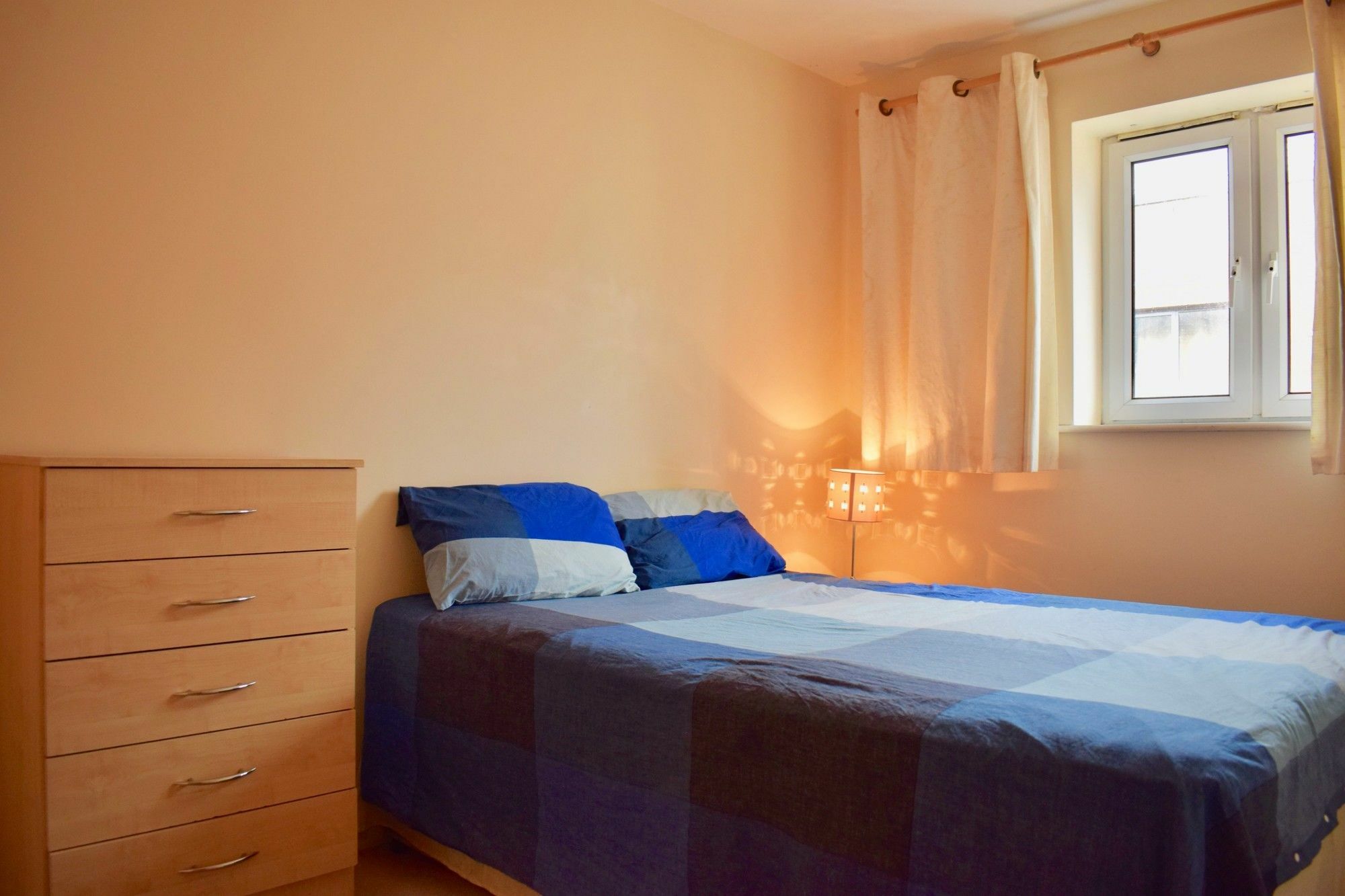 Apartment Centre 1 Bedroom *