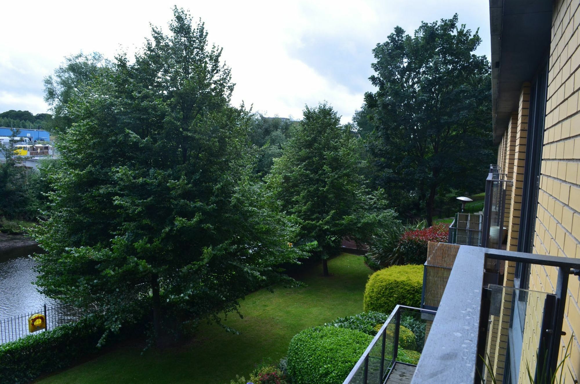 Metrostays - Riverside * Dublin