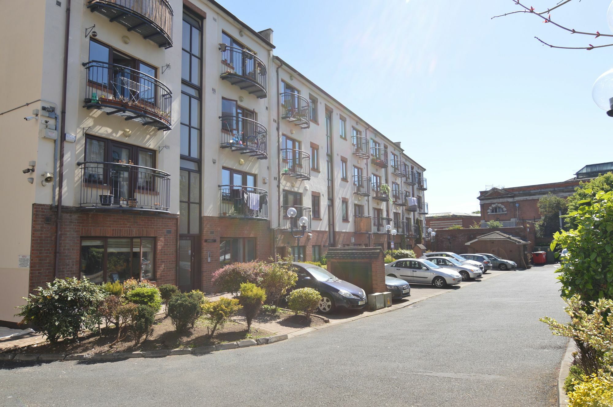 Bertram Court *