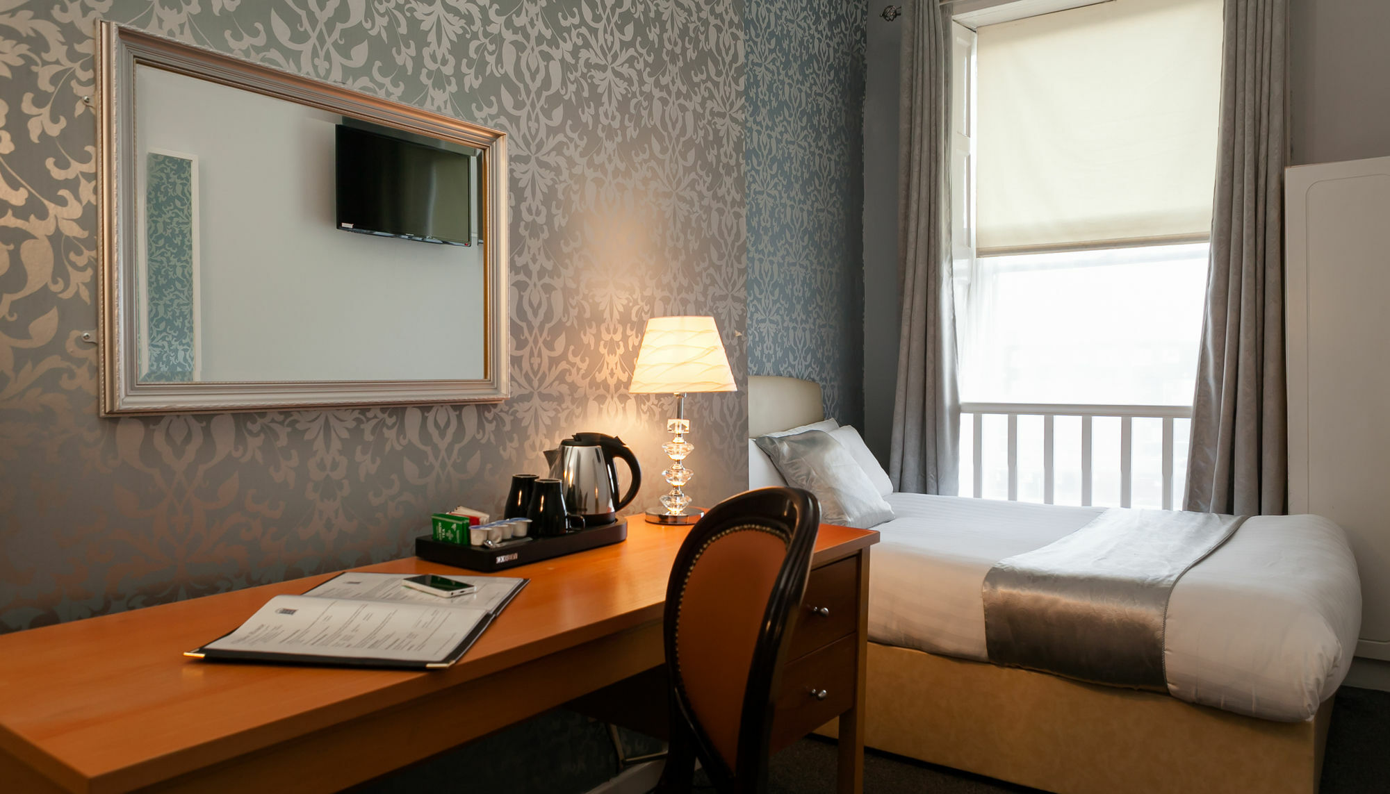 Clifden House By Nina 3*