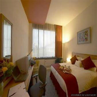 Guest house Imi Sandyford Dublin